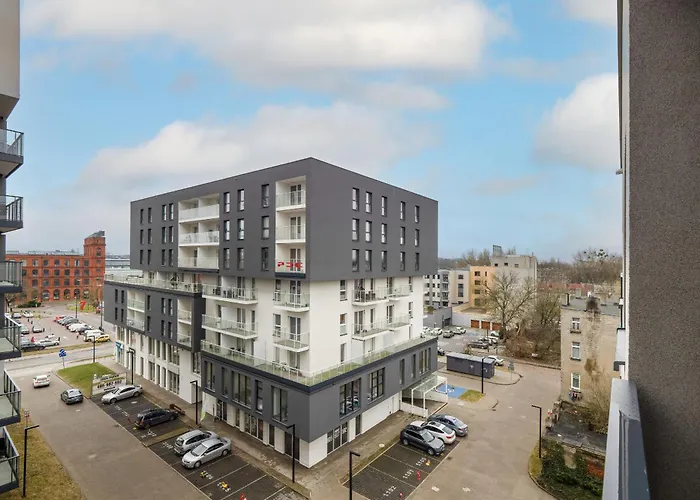 Modern With Parking & Near Manufaktura In By Renters